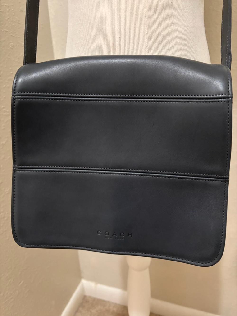 Vintage 1997 Coach Tribeca Bag in Navy-Great Condition